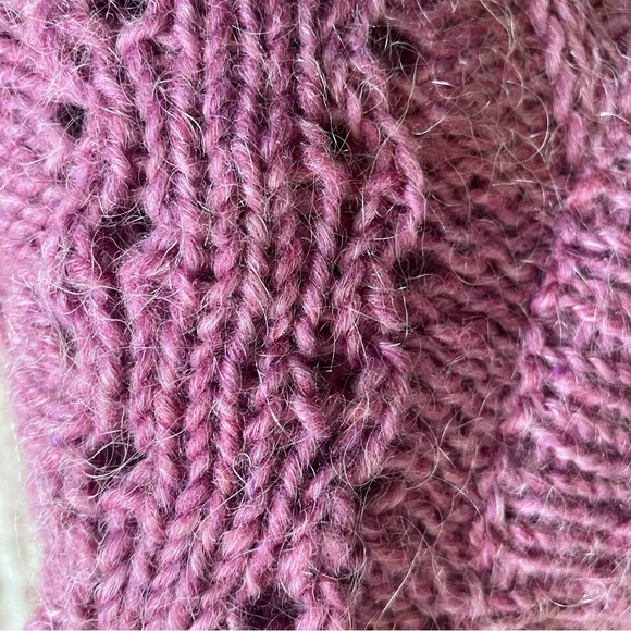 Like New condition!  Vintage Rosmuc lilac wool Irish cropped sweater - Picture 6 of 9